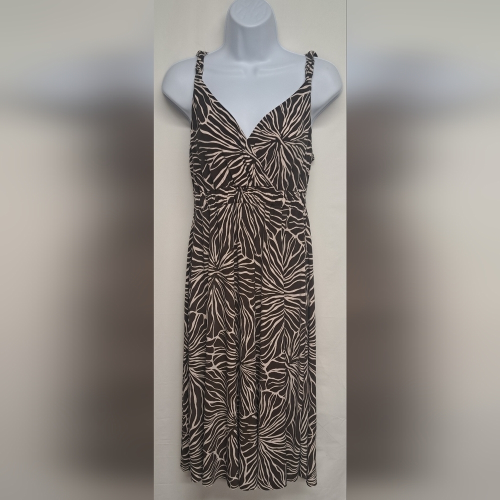Metro 7 M 8/10 Slinky Stretch Knit Dress Elastic Empite Waist Twist Shoulder